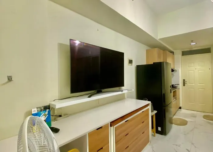 Eunice Place Apartment *